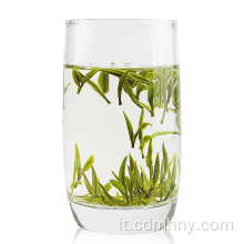 Tè verde di alta qualità di inizio primavera